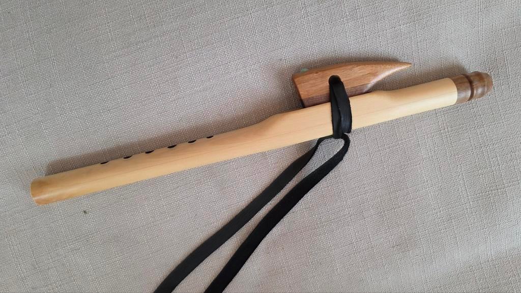 Native american flute native fluit Hoge D., Ophalen of Verzenden, Zo goed als nieuw