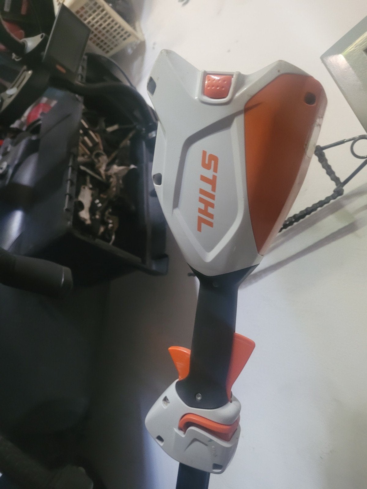 Stihl bosmaaier - Krachtige trimmer voor uw tuin, Ophalen, Stihl, Gebruikt, Accu