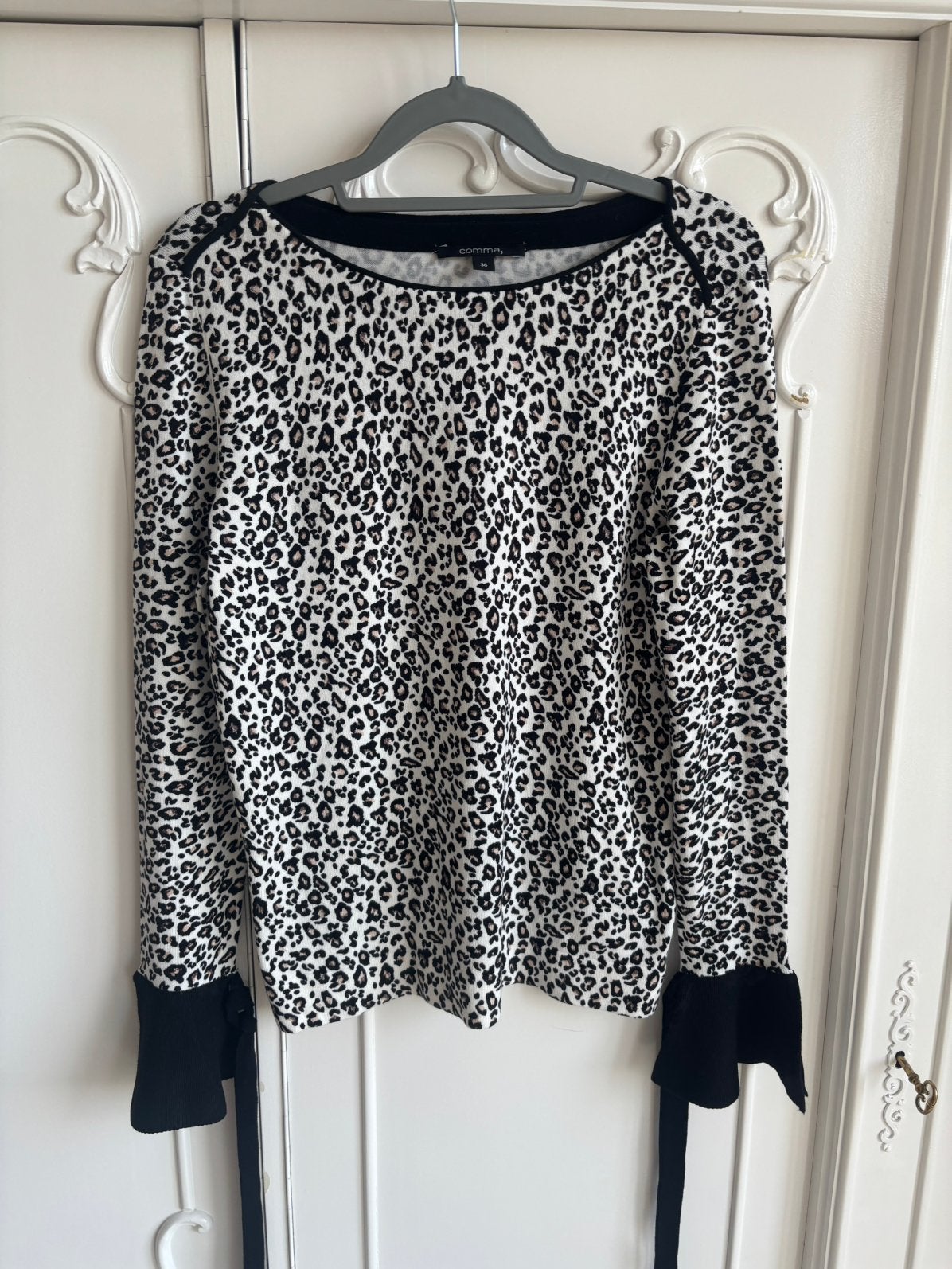 Nieuw zwart wit trui merk Comma maat 36, Ophalen of Verzenden, Nieuw, Maat 36 (S), Overige kleuren