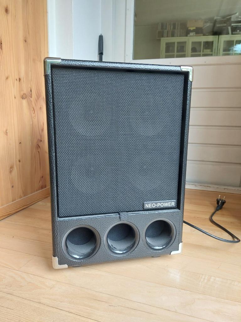 t.k. Phil Jones Bassamp BG 300, Ophalen, Zo goed als nieuw, Basgitaar, 100 watt of meer