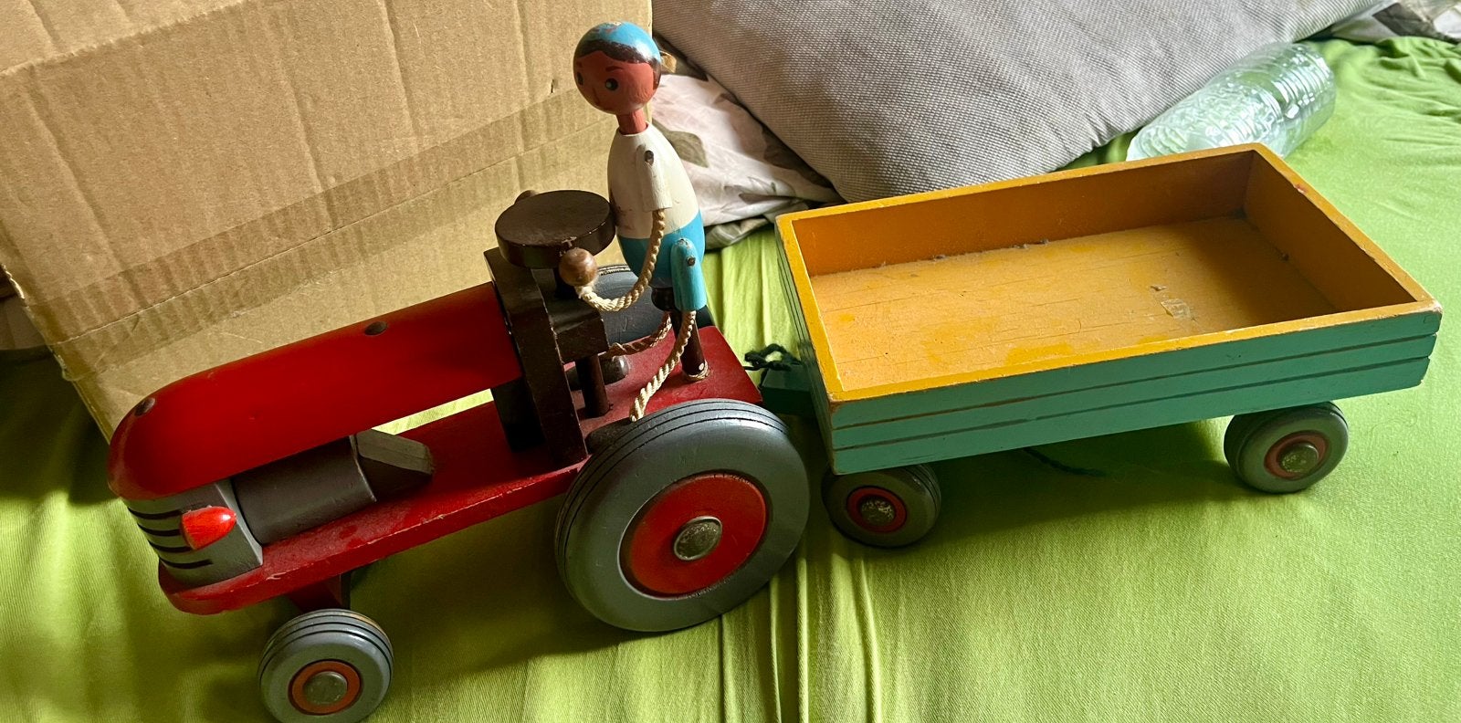 Oude houten speelgoedtractor met aanhanger, Ophalen of Verzenden