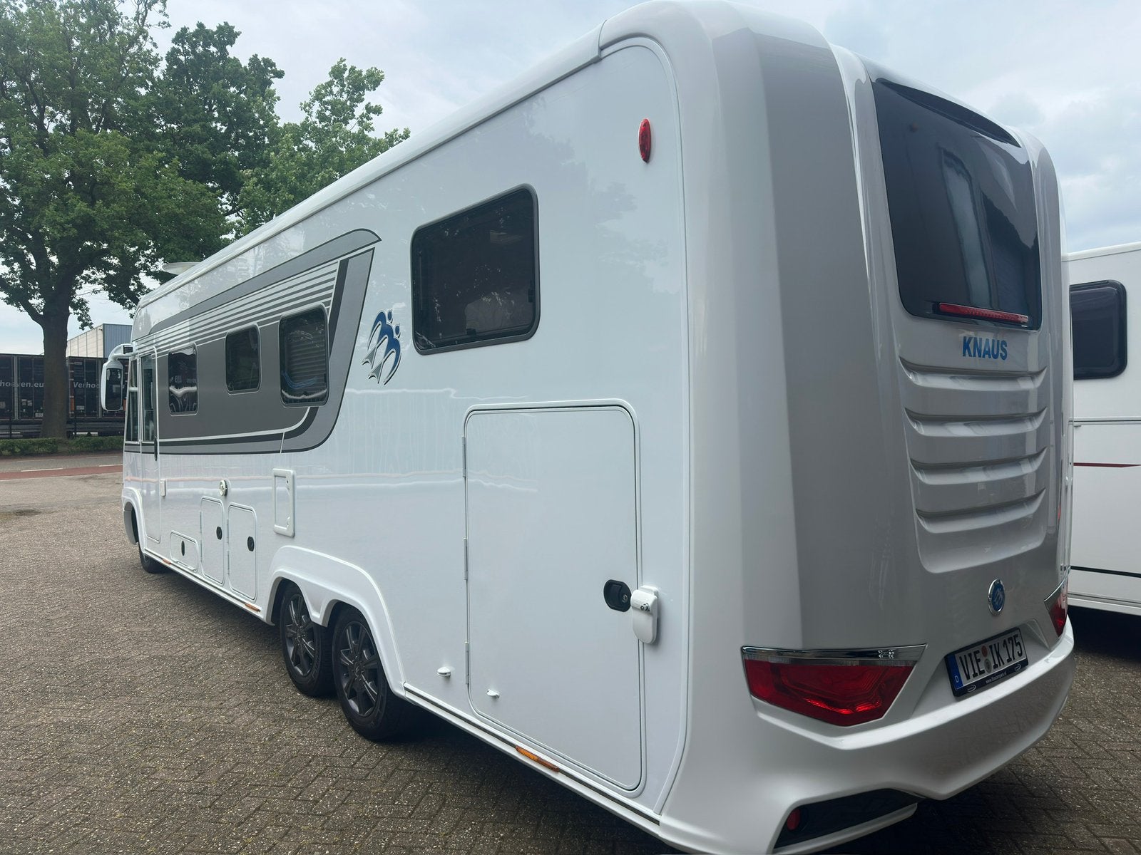 Caravans And Camping Knaus