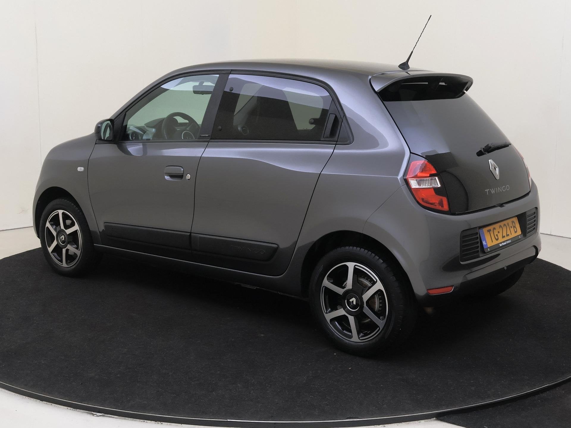 Renault Twingo 1.0 SCe Limited | airco | lichtmetalen velgen, Auto's, Renault, Gebruikt, Euro 6, 840 kg, 4 stoelen