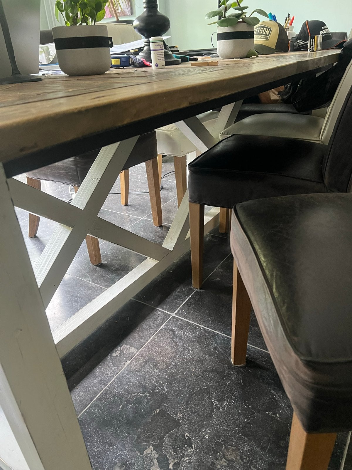 Riviera Maison Eettafelstoelen - 4 bruin, 2 wit leder, Ophalen, Gebruikt, Overige kleuren, Leer