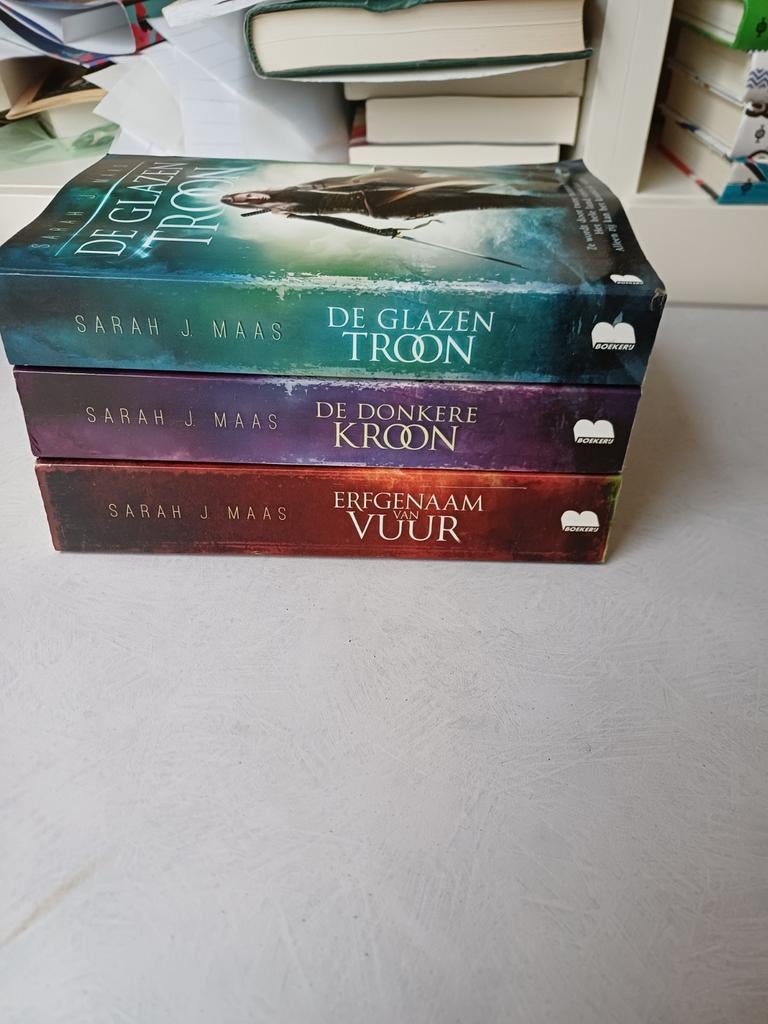 De glazen troon 1 tm 3, Boeken, Fantasy, Ophalen of Verzenden, Gelezen, Sarah J. Maas