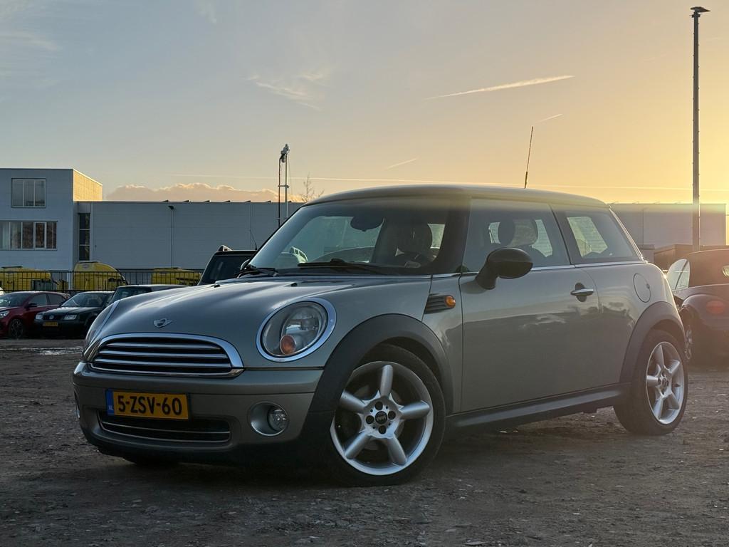 Mini Mini 1.6 Cooper/ AUTOMAAT/ LAAG KM, Auto's, Mini, Bedrijf, Te koop, Cooper, ABS, Airbags, Boordcomputer, Centrale vergrendeling