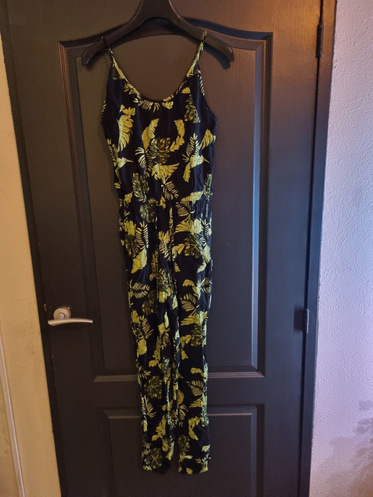 Mooie Superdry Jumpsuit Zwart met Bladprint Maat XS, Superdry, Zwart, Ophalen of Verzenden, Zo goed als nieuw