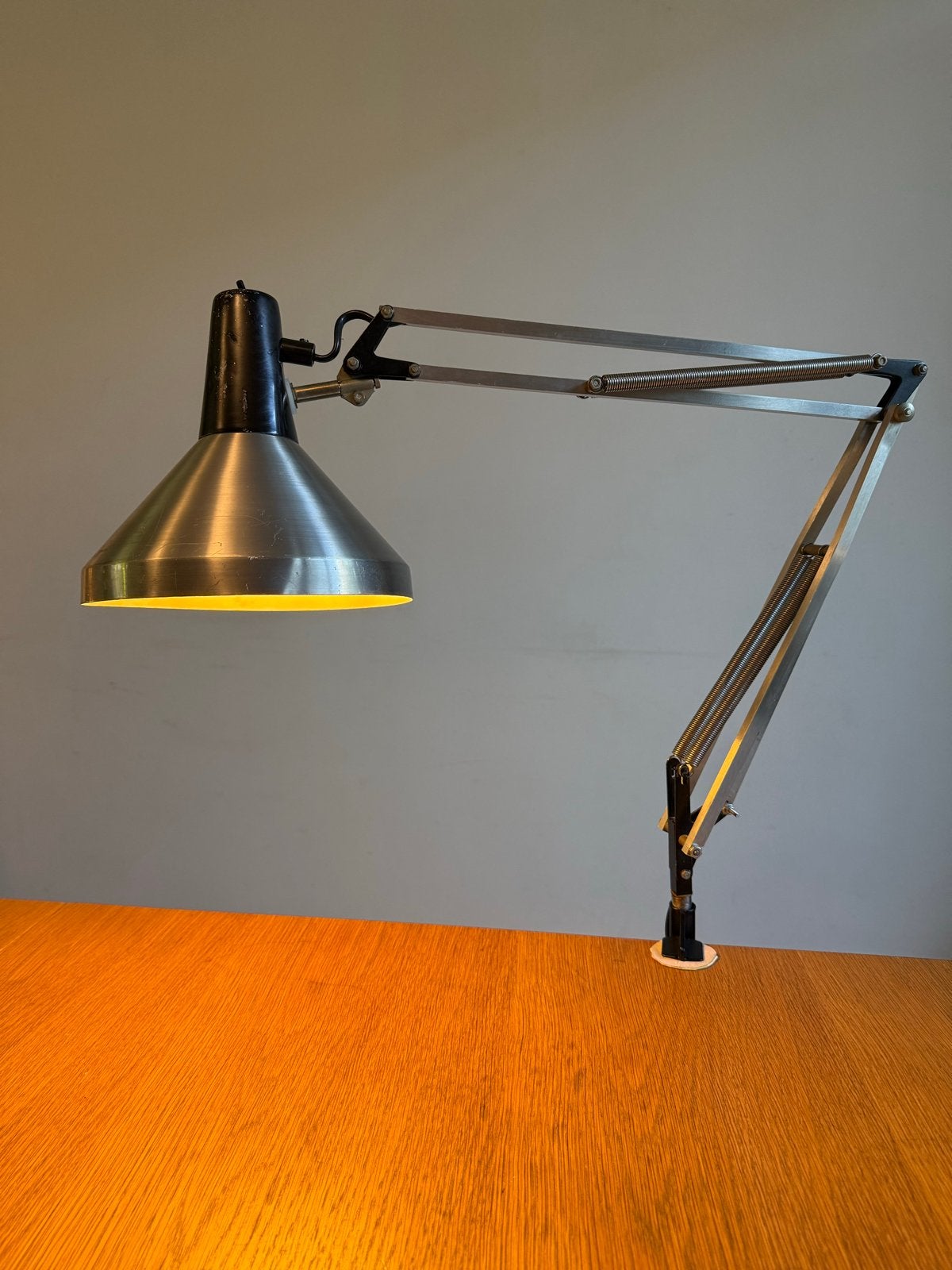 Vintage Hala Zeist T9 architectenlamp Herman Busquet design, 50 cm, Bureaulamp, Verstelbaar, Vintage