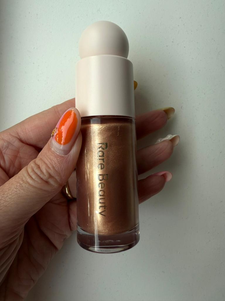 Rare beauty highlighter, Ophalen of Verzenden, Zo goed als nieuw, Gehele gezicht, Make-up