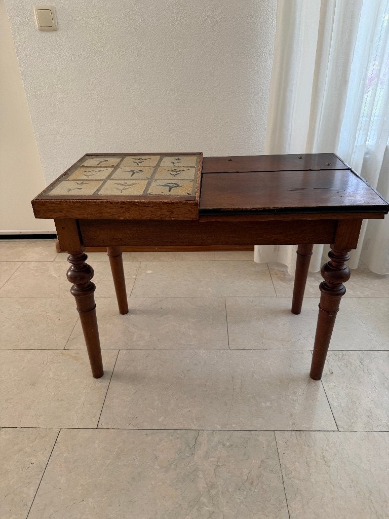 Antieke schaaktafel / kleptafel met keramische tegels, Ophalen