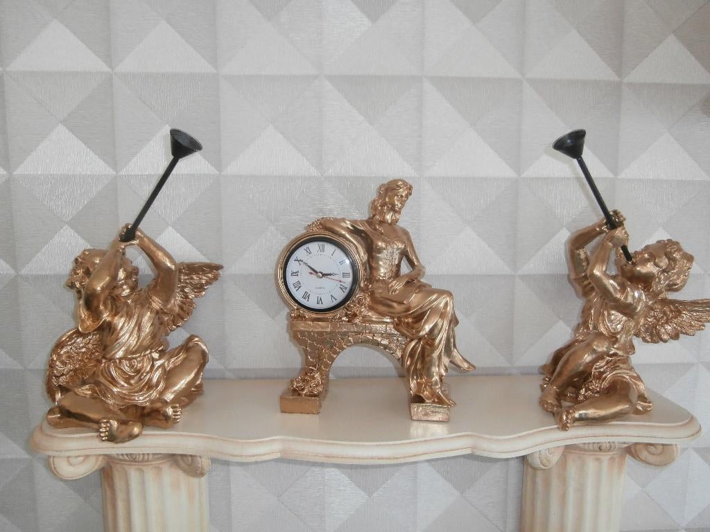 Mooi Klokkenstel met Engelen in Goudkleur, Antiek en Kunst, Ophalen of Verzenden