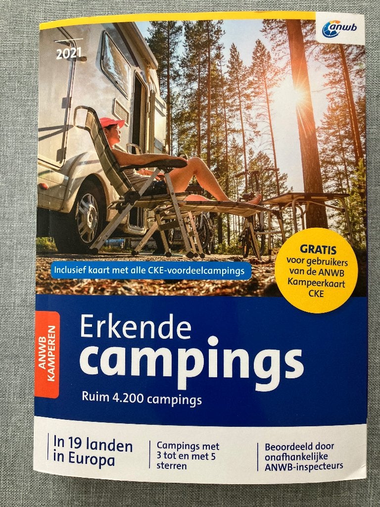 ANWB Erkende Campings 2021 , Europa, Ophalen of Verzenden, Zo goed als nieuw, Campinggids