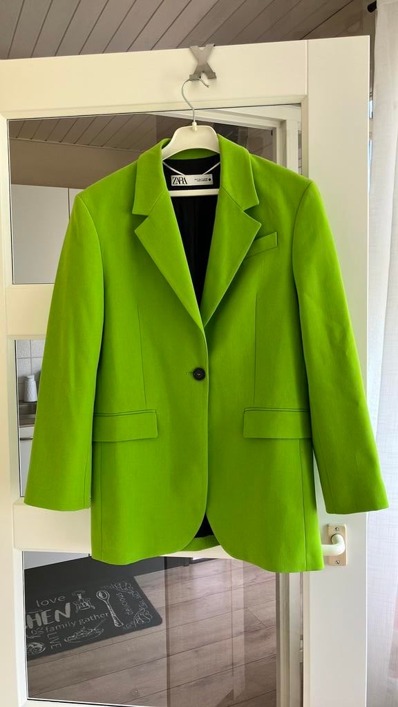 Zara mooie nieuwe groene blazer mt M, Kleding | Dames, Ophalen of Verzenden, Zo goed als nieuw, Groen