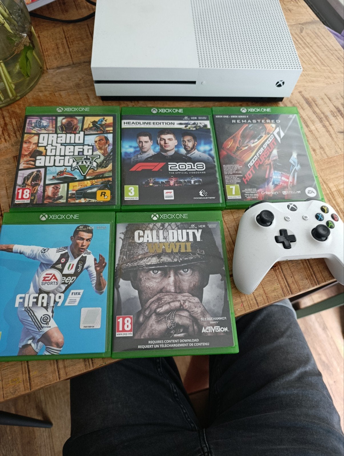Xbox One S met 5 games en controller, Overige genres, Ophalen of Verzenden, Zo goed als nieuw, Eén computer