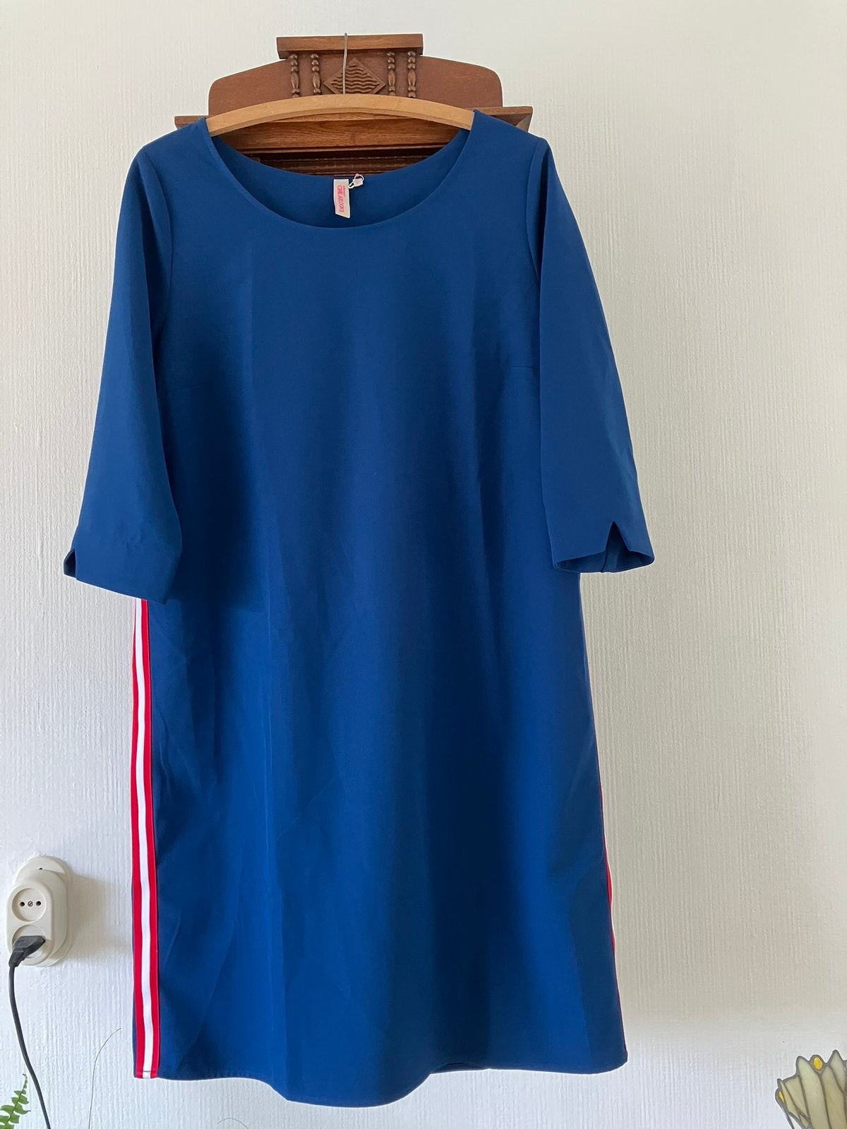 Great Looks blauwe jurk nieuw met kaartje mt 42/L nieuw, Kleding | Dames, Jurken, Blauw, Maat 42/44 (L), Nieuw, Ophalen of Verzenden