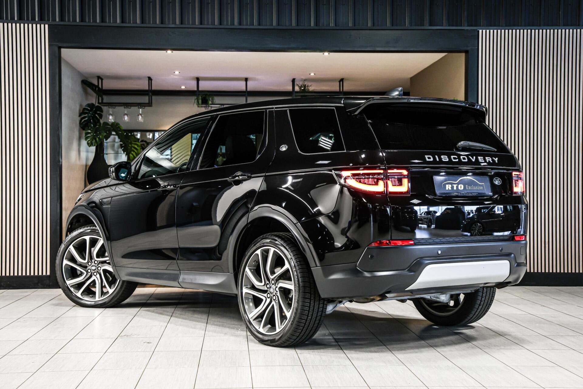 Land Rover Discovery Sport P200 2.0 S|Pano|Leder|21''|Carpla, Auto's, Automaat, Gebruikt, 4 cilinders, Discovery Sport