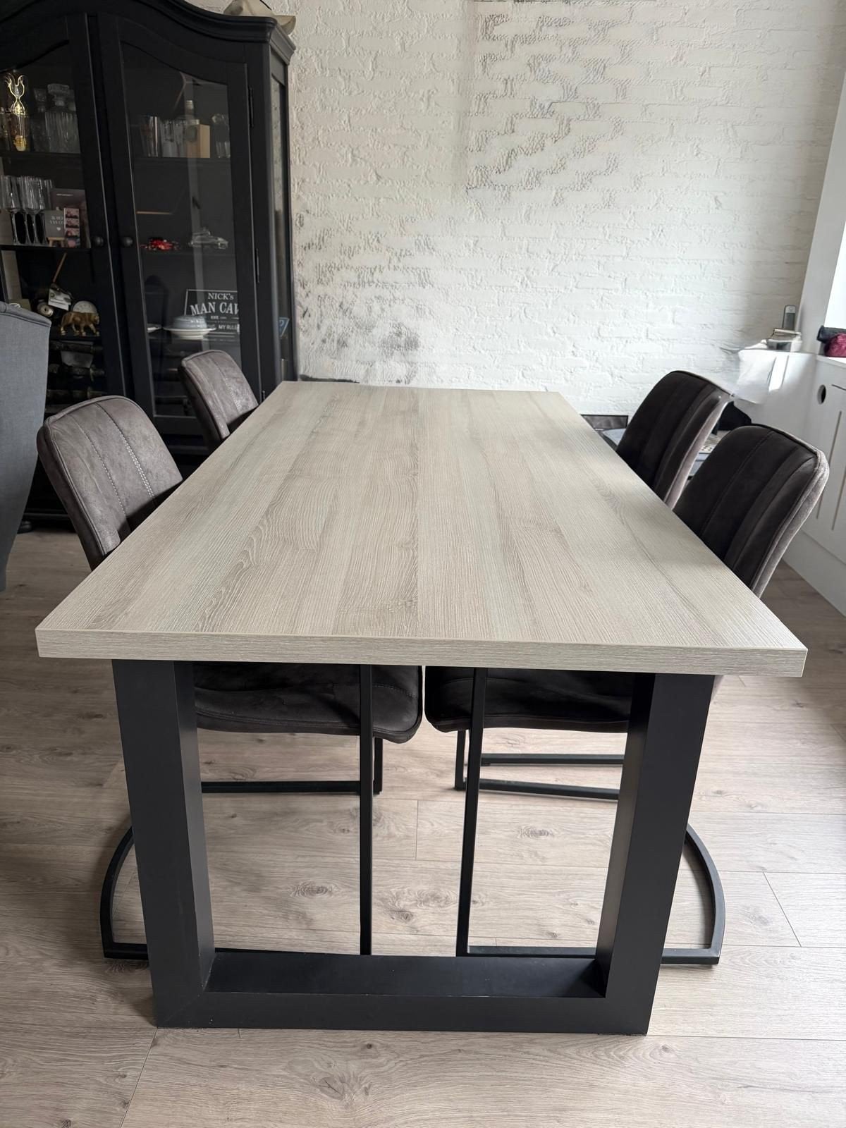 Tafel 160x90 inclusief 4 luxe stoelen., Ophalen, Zo goed als nieuw, Modern, 4 tot 6 stoelen