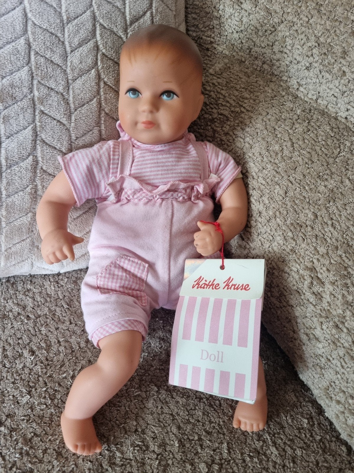 Kathe Kruse popje met stoffen lijfje - 30 cm, Ophalen of Verzenden, Zo goed als nieuw, Babypop