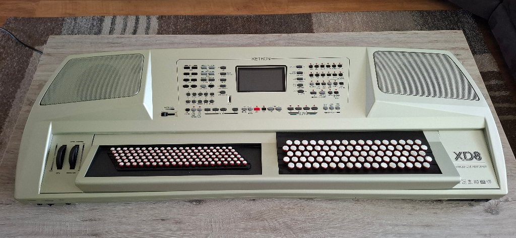 Ketron XD8, Muziek en Instrumenten, Gebruikt, Overige aantallen, Aanslaggevoelig, Ophalen