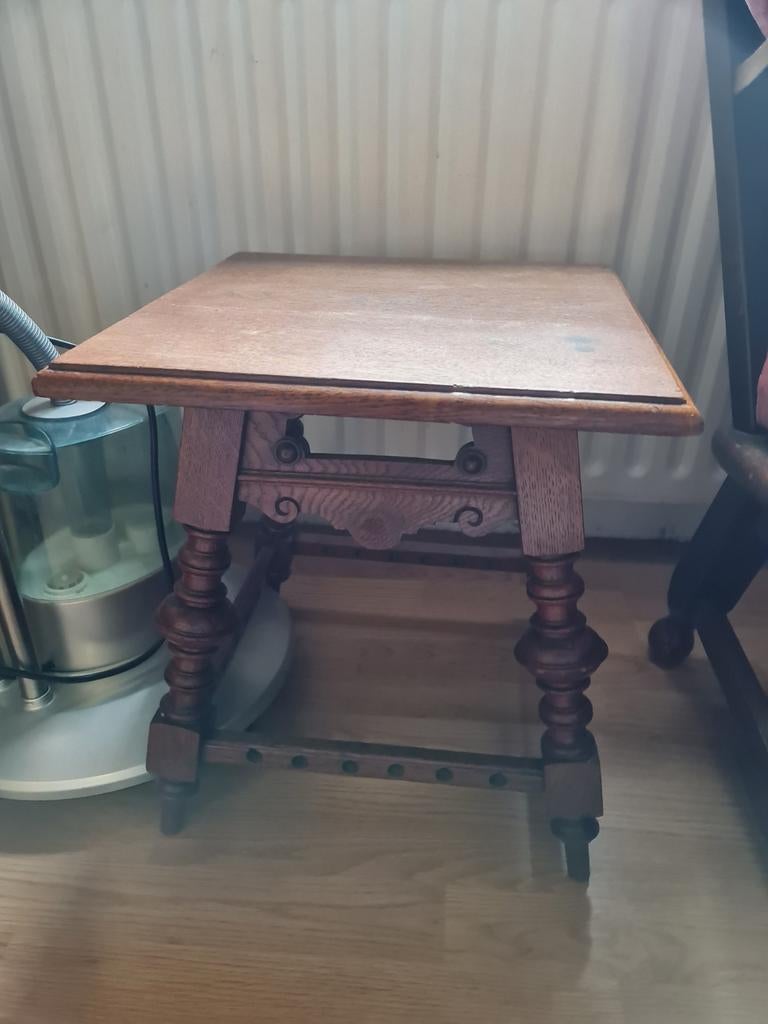 Bijzettafel tafeltje, Ophalen