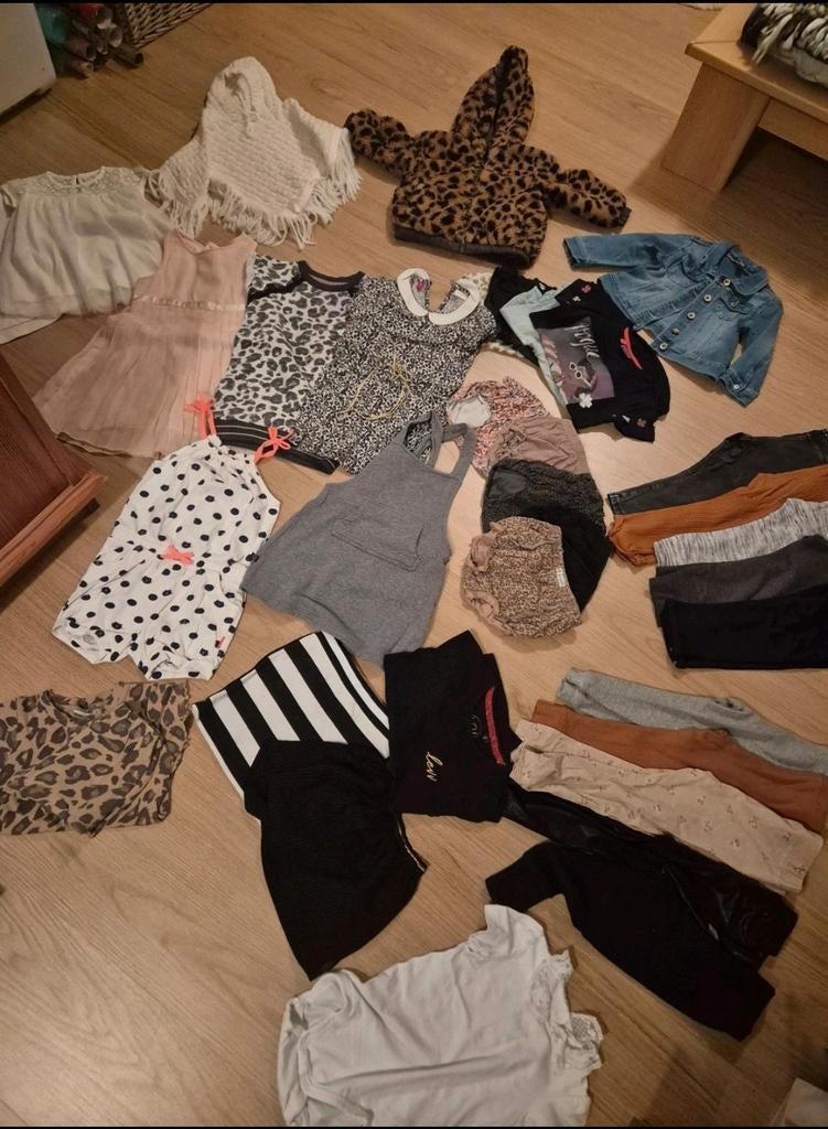Pakket meisjes kleding  80 - 86 - 92, Kinderen en Baby's, Ophalen of Verzenden, Zo goed als nieuw, Overige maten