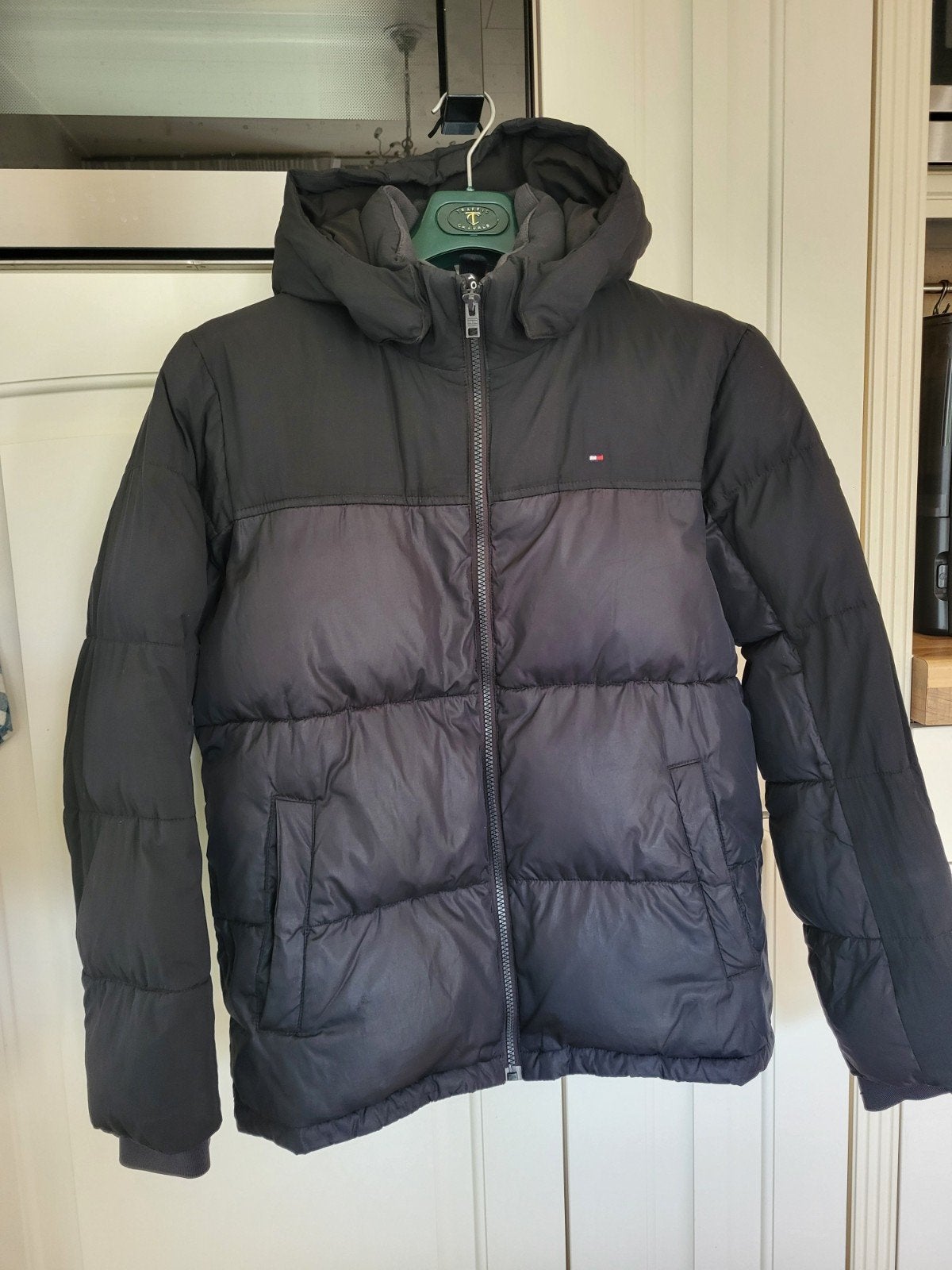 Tommy Hilfiger winterjas maat 164 in goede staat, Kinderen en Baby's, Ophalen of Verzenden, Jongen, Jas, Tommy Hilfiger