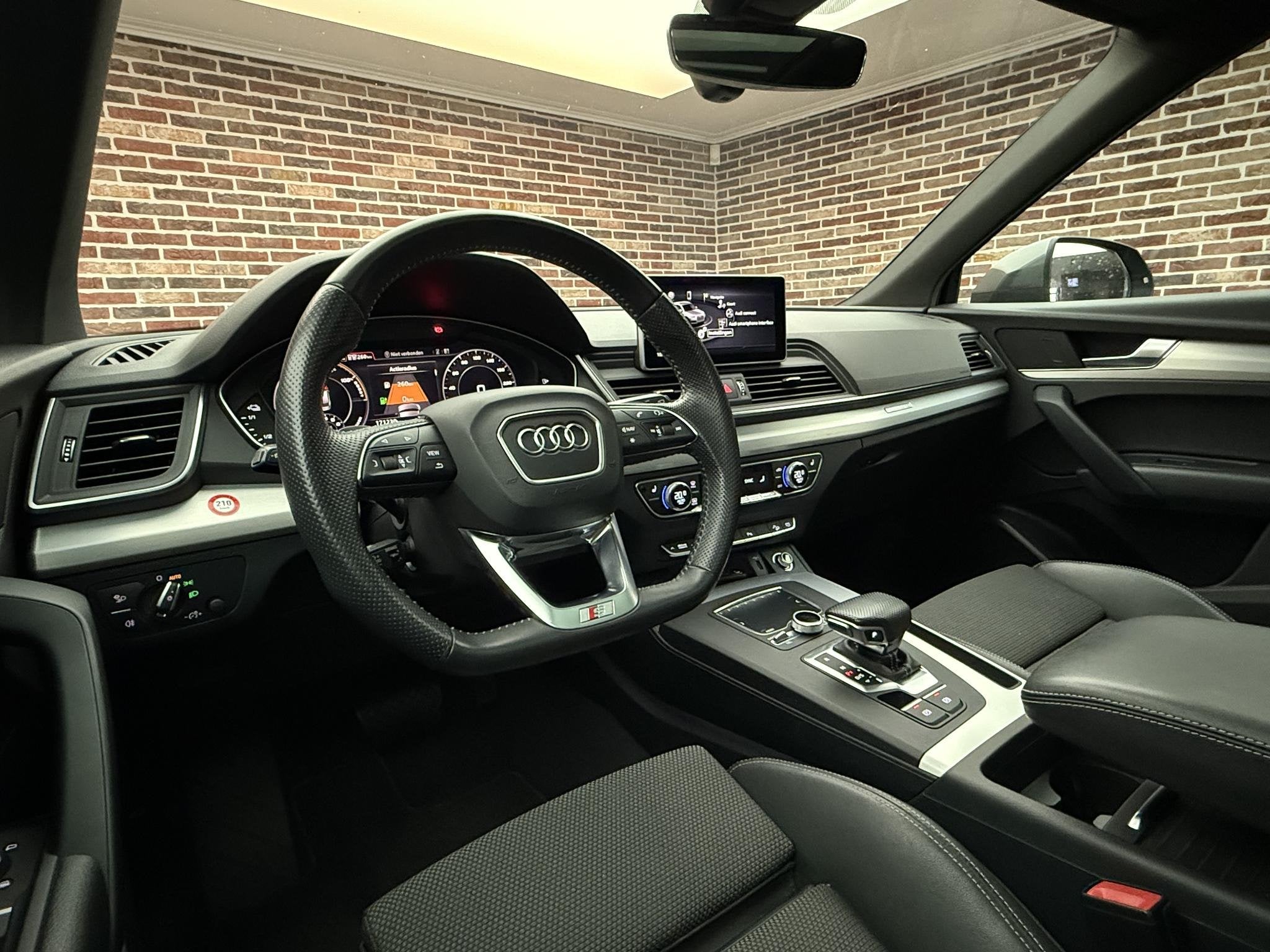 Audi Q5 50TFSI e quattro S line Pano | ACC | Luchtv. | Trekh, Automaat, Automatische klimaatregeling, 4 cilinders, Leder en Stof