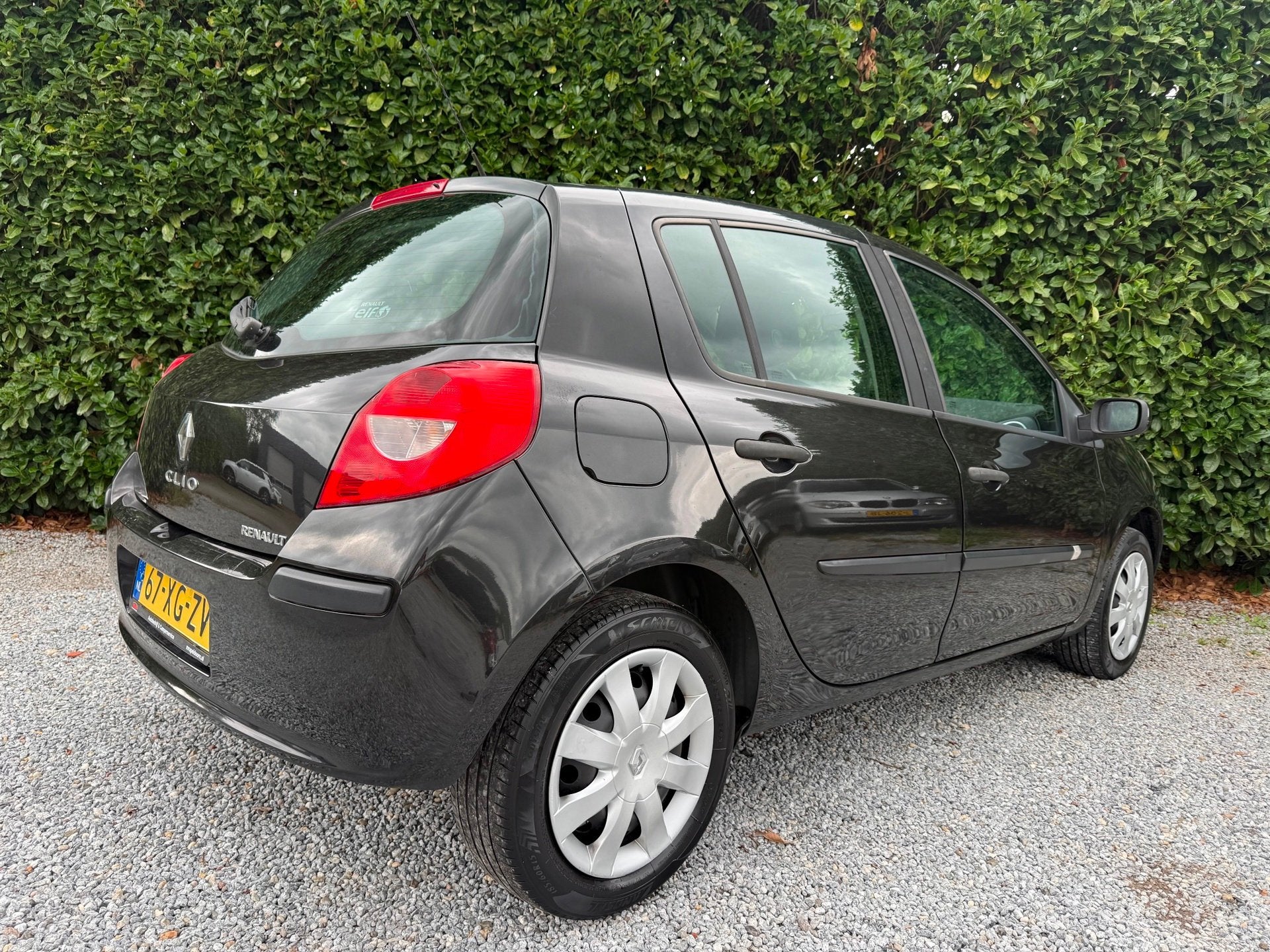 Renault Clio 1.4 Dynamique |NWE APK|AIRCO|CRUISE|EXPORT/HAND, Auto's, Voorwielaandrijving, Gebruikt, 4 cilinders, Zwart