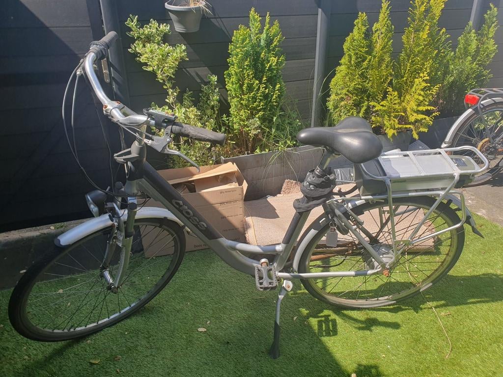 Cross elektrische fiets - Comfortabel en betrouwbaar, Gebruikt, 51 tot 55 cm, 30 tot 50 km per accu, Ophalen