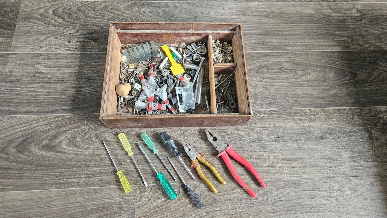 gereedschap, schroefjes, moertjes enzovoort..., Ophalen, Overige typen