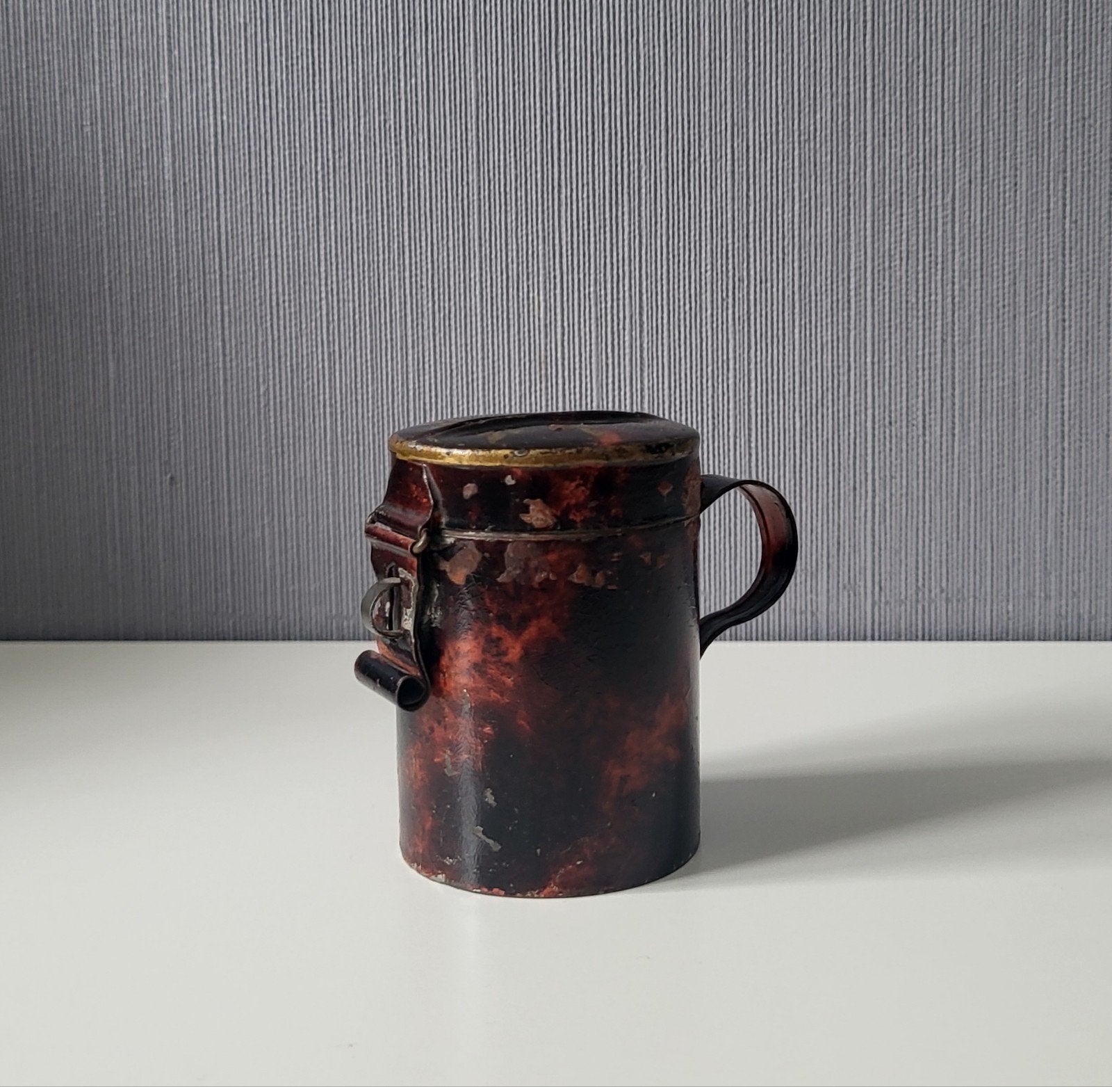 Kleine oude collectebus, hoogte 7,5 cm., Antiek en Kunst, Ophalen of Verzenden