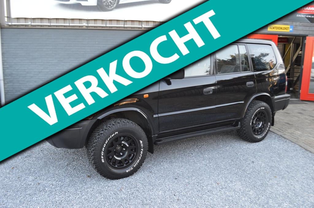 Toyota Land Cruiser 90 3.4i V6 4X4 Airco 7 Pers Trekhaak You, Auto's, Toyota, Euro 2, Stof, Gebruikt, 2800 kg