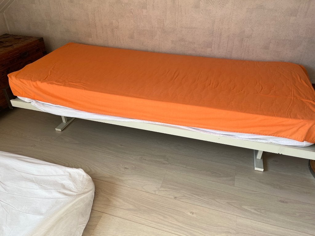 eenpersoons bed + matras, Huis en Inrichting, Ophalen, Gebruikt, Eenpersoons, Wit