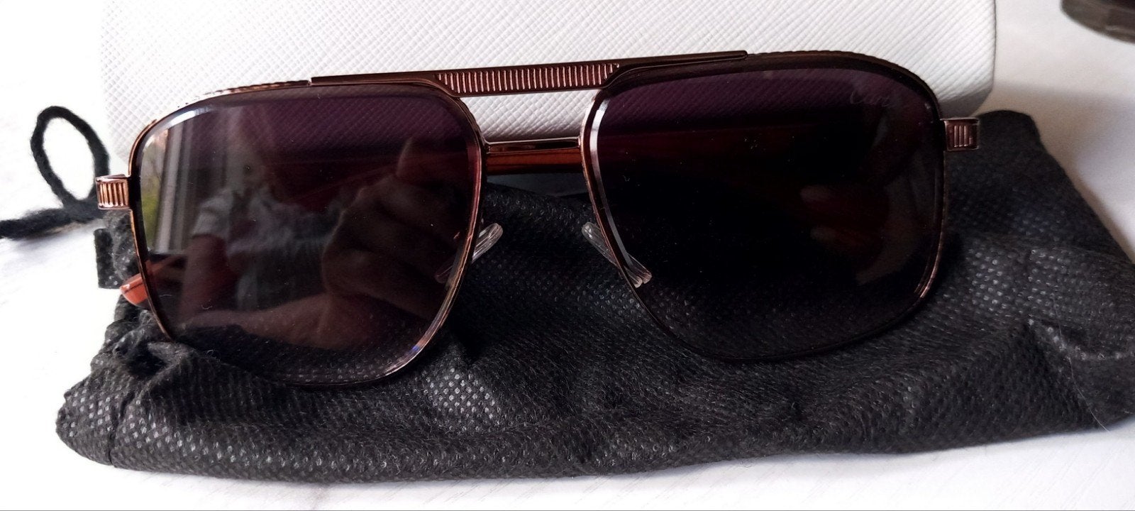 Nieuwe cartier zonnebril bruin! 40 euro, 40 tot 60 cm, 20 tot 30 cm, Bruin, Verzenden