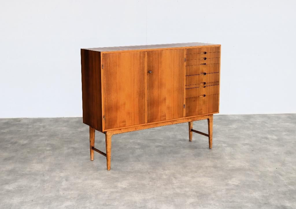 vintage highboard | wandkast | Juryvald | 1954, Gebruikt, ., Teakhout, Met lade(s)