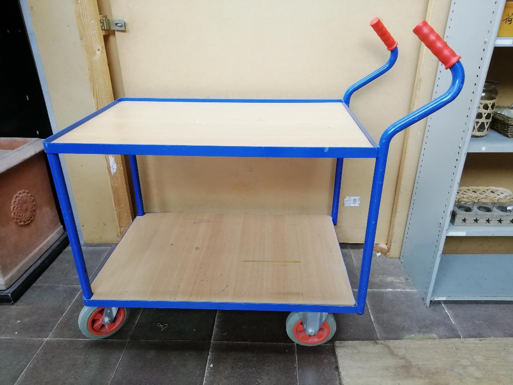 Tafelwagen met 2 etages, Doe-het-zelf en Verbouw, Transportwagens, 60 tot 80 liter, Ophalen, Gebruikt, Transportkar