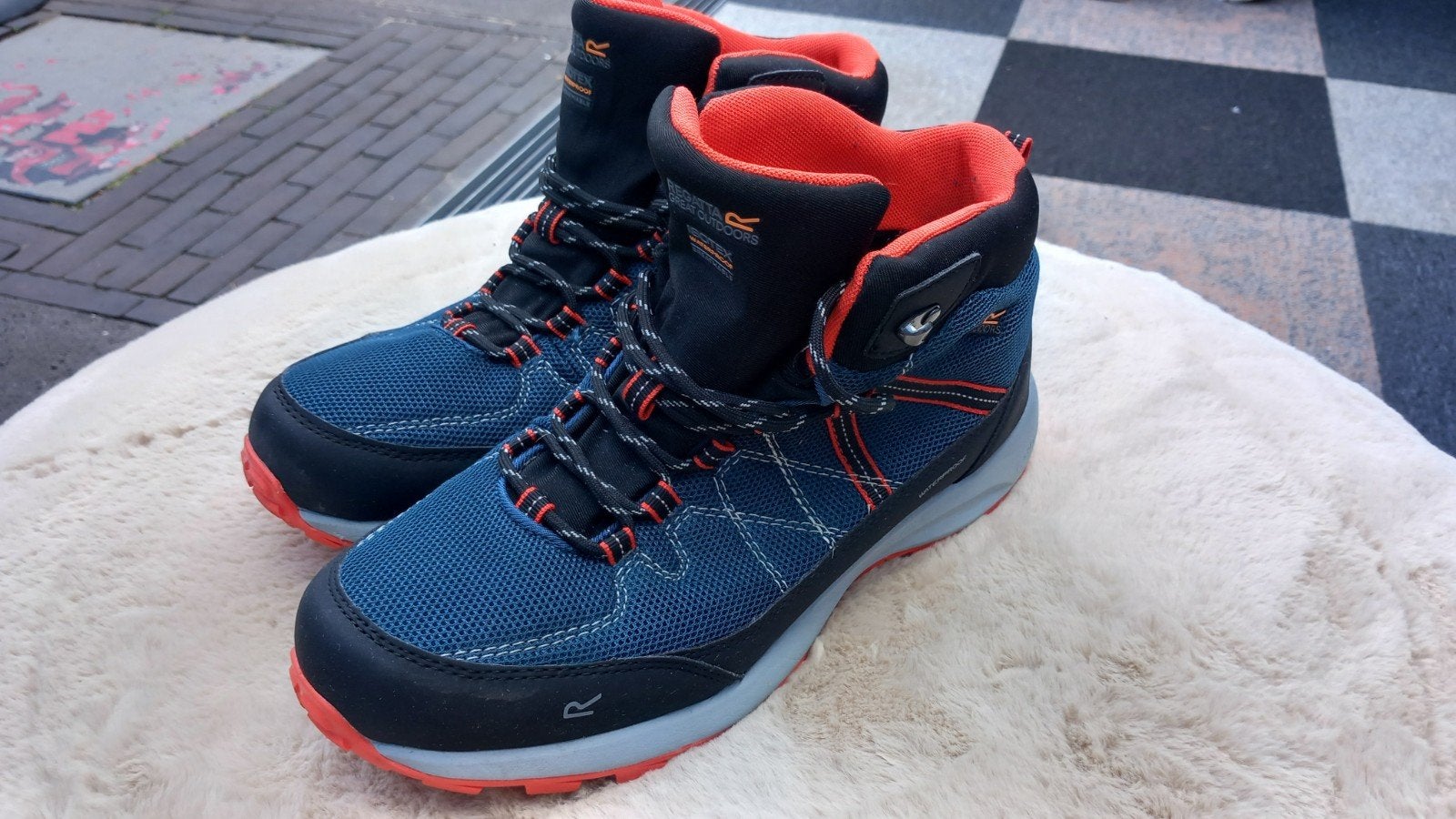 Gloednieuwe Regatta bergschoenen!!!, Blauw, Nieuw, Ophalen of Verzenden, Wandelschoenen of Bergschoenen