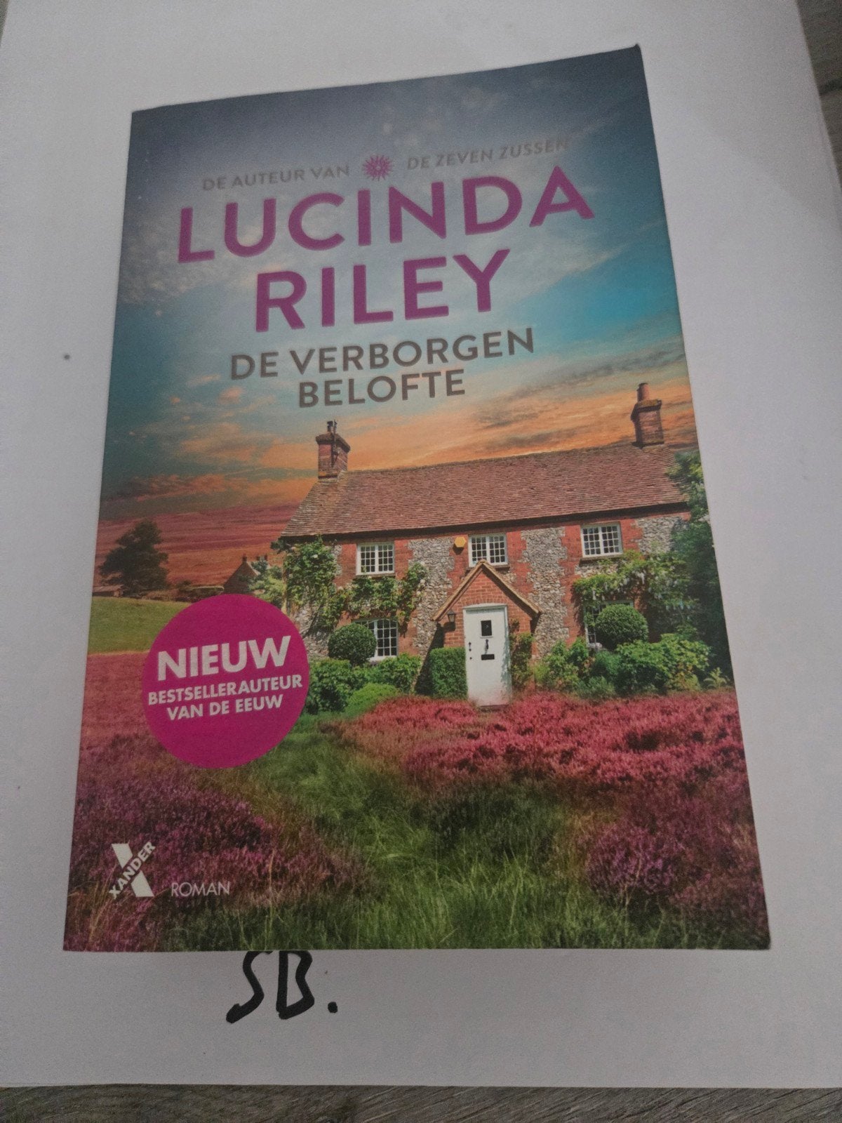 Lucinda Riley - De Verborgen Belofte (Nieuw), Ophalen of Verzenden, Nieuw, Lucinda Riley, Nederland