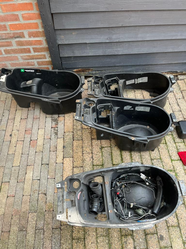 Partij onderdelen gilera runner vespa zip piaggio, Ophalen of Verzenden, Overige typen, Piaggio
