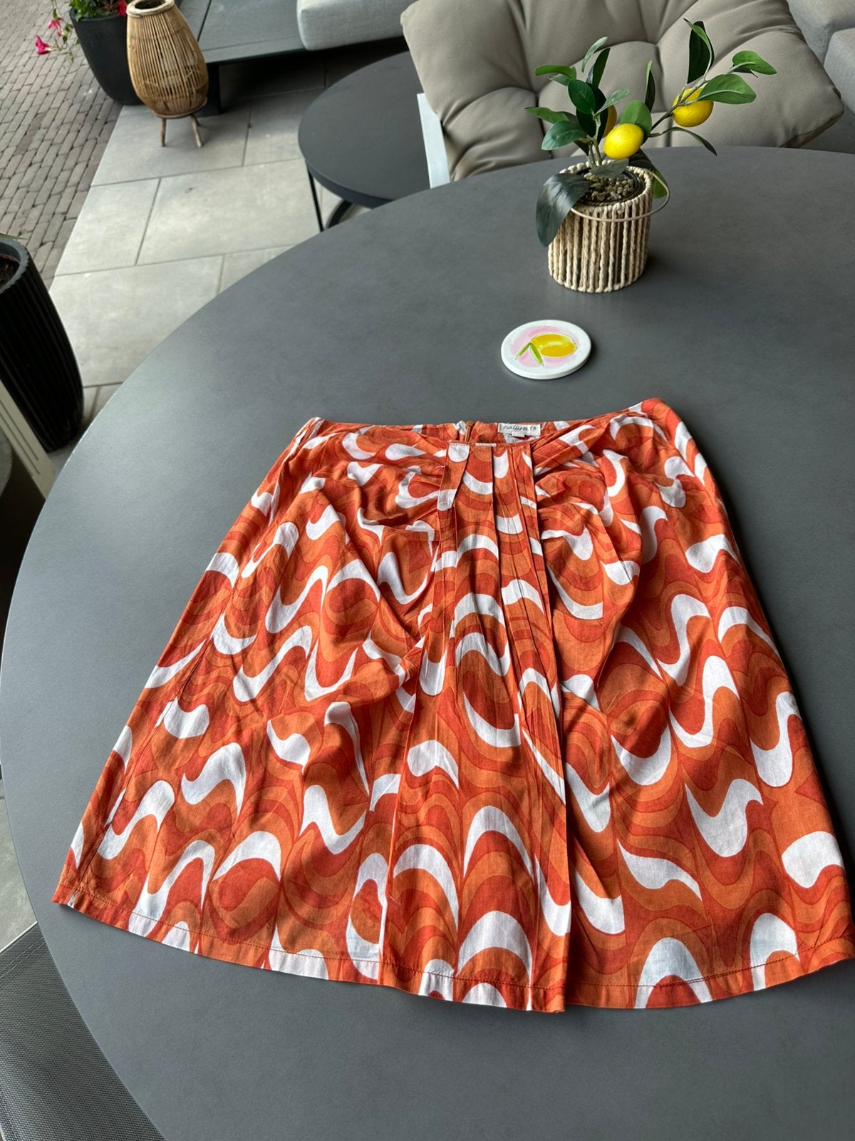 Oranje/wit Natura rokje, maat XL = L, Kleding | Dames, Verzenden, Maat 42/44 (L), Oranje, Zo goed als nieuw