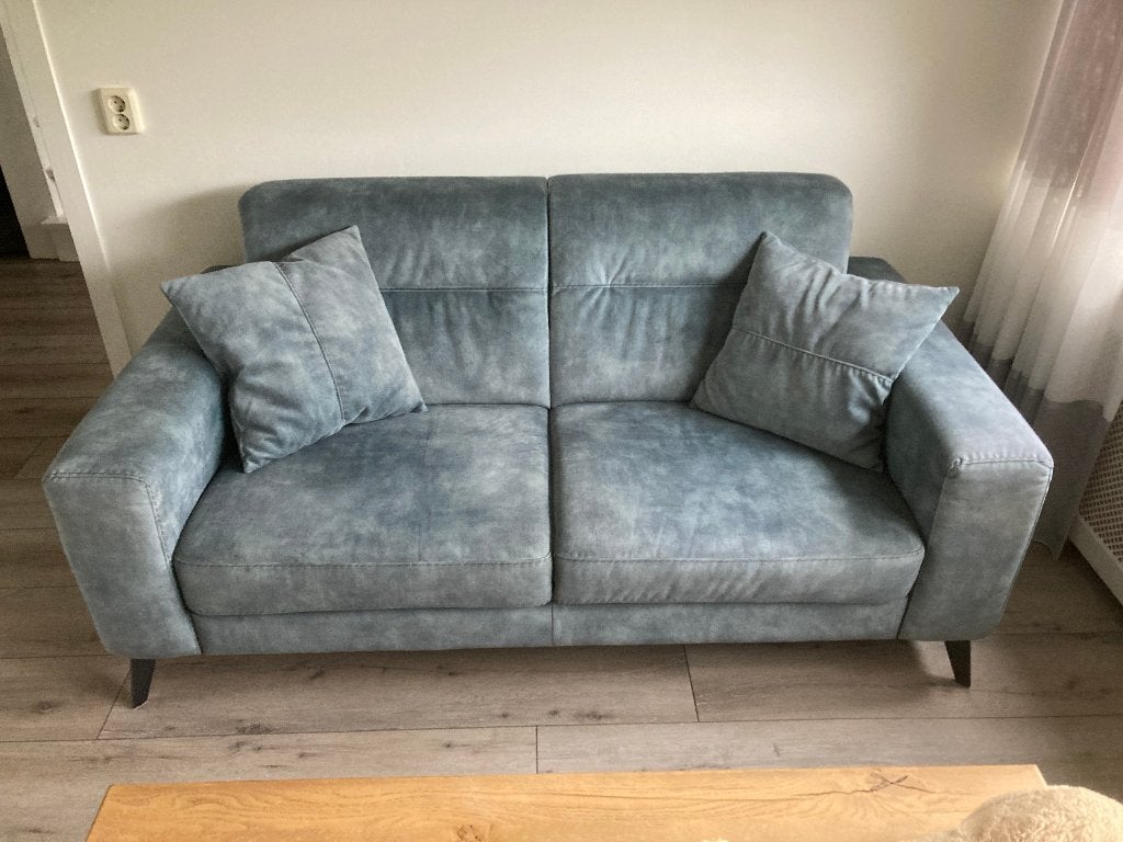 Prachtige ruime 2 zits bank velours/velvet, Ophalen, Minder dan 75 cm, 150 tot 200 cm, Tweepersoons
