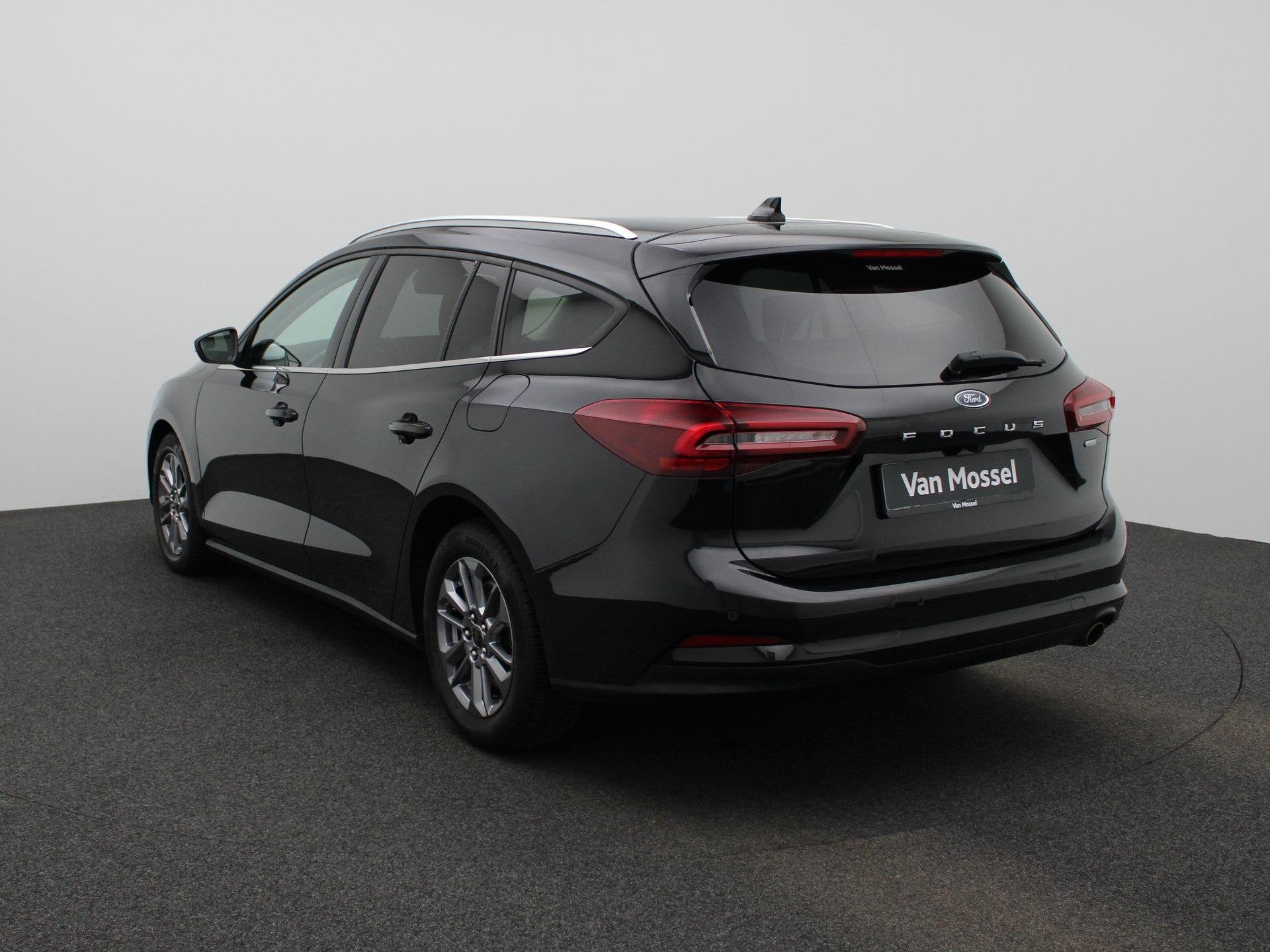 Ford Focus Station 1.0 EcoBoost Hybrid Titanium Winterpack |, Auto's, Gebruikt, Euro 6, Geïmporteerd, 725 kg