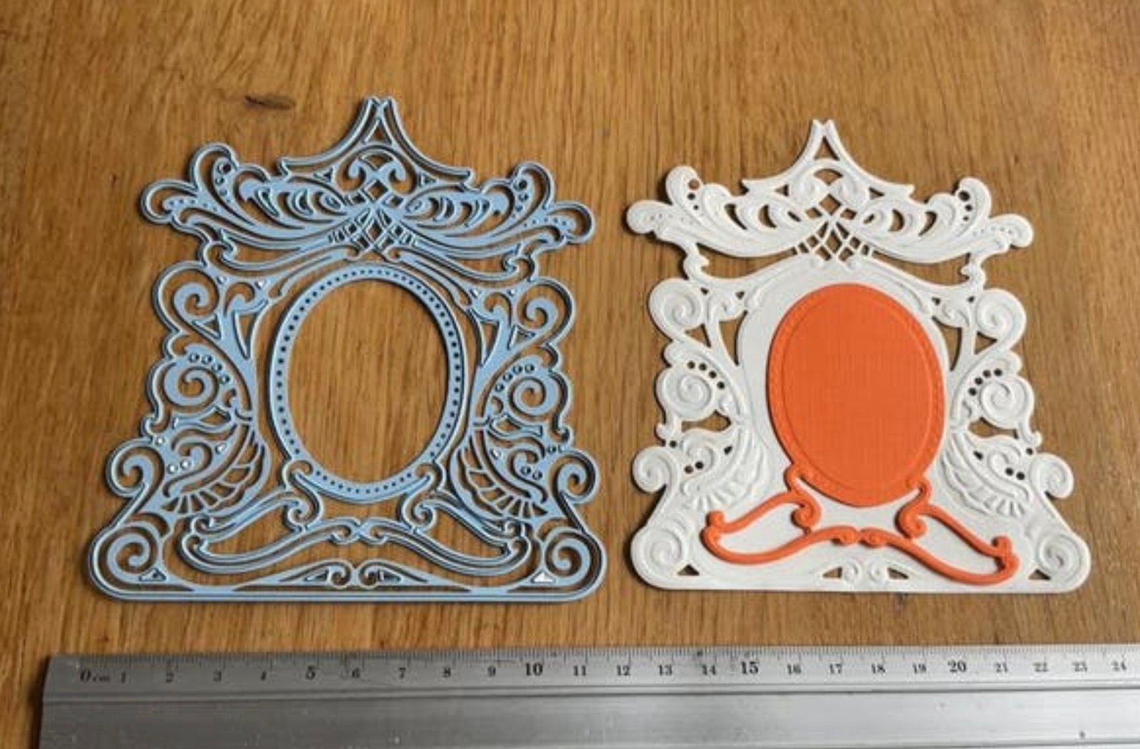 Snijmal set 2 delig van Marianne design 1829, Hobby en Vrije tijd, Kaarten | Zelf maken, Ophalen of Verzenden, Zo goed als nieuw