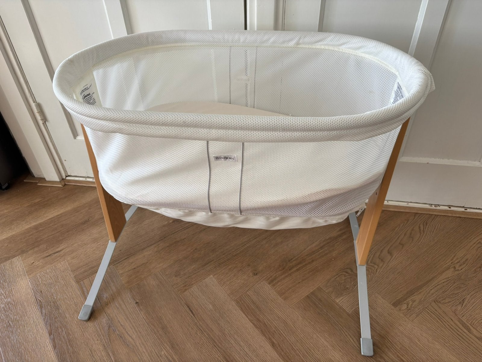 BabyBjörn ledikantje bedje, Kinderen en Baby's, Babywiegjes en Ledikanten, Ophalen, Zo goed als nieuw, Ledikant