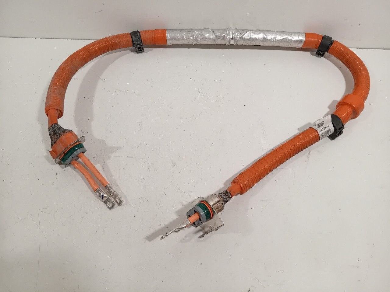 Kabel Mitsubishi Outlander, Onderdelen@venauto.nl, Van der Ven Autorecycling B.V., Gebruikt, Ettenseweg 76, 4706 PB Roosendaal, The Netherlands