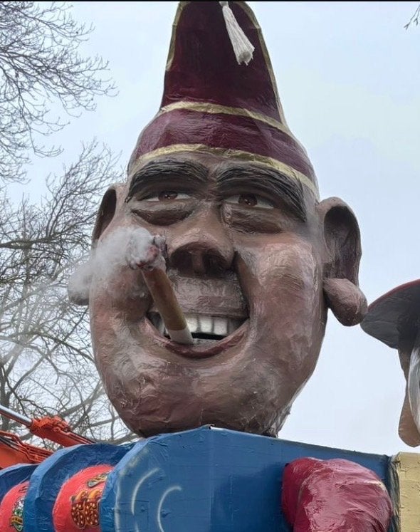 Carnavalswagen prinsenkop, Hobby en Vrije tijd, Feestartikelen, Ophalen, Gebruikt, Feestartikel, Carnaval