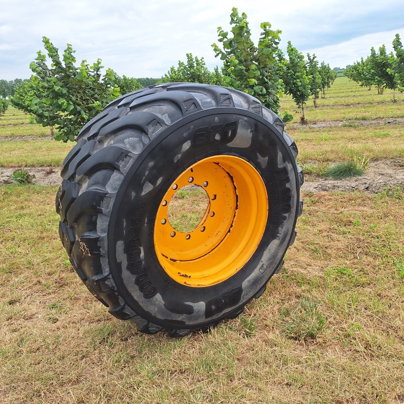 BKT 600/55R26.5  FL630 ultra, Zakelijke goederen, Agrarisch | Onderdelen | Banden, Velgen en Assen, Ophalen