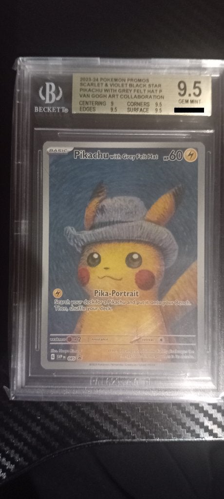 BGS 9.5 Pikachu With Grey Felt Hat + 61x Singles, Ophalen, Foil, Meerdere kaarten, Zo goed als nieuw
