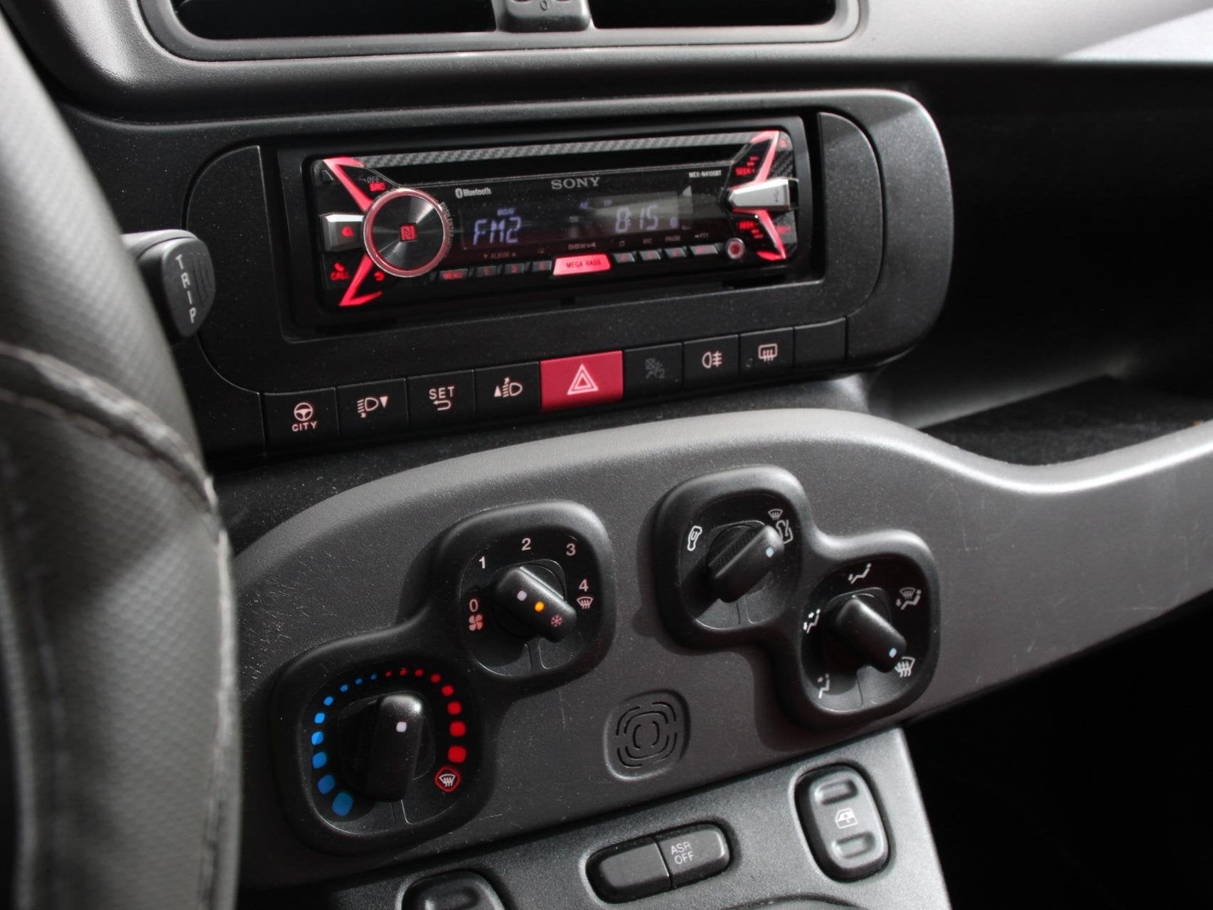 Fiat Panda 1.2 Edizione Cool Airco Electrische ramen Central, Auto's, Fiat, Voorwielaandrijving, Stof, Gebruikt, Zwart