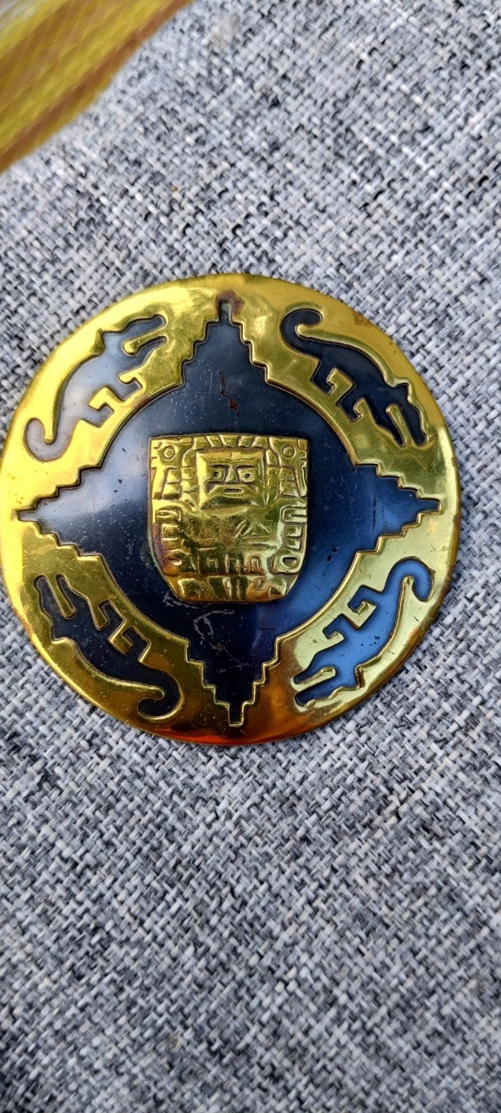 Vintage hanger verguld en broche uit Cuzco, Peru,, Ophalen, Zwart